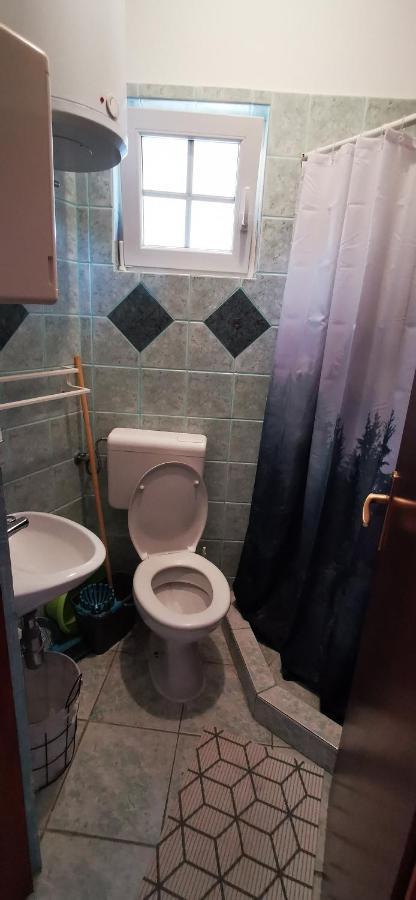 Apartmani Marija Kolan Ngoại thất bức ảnh